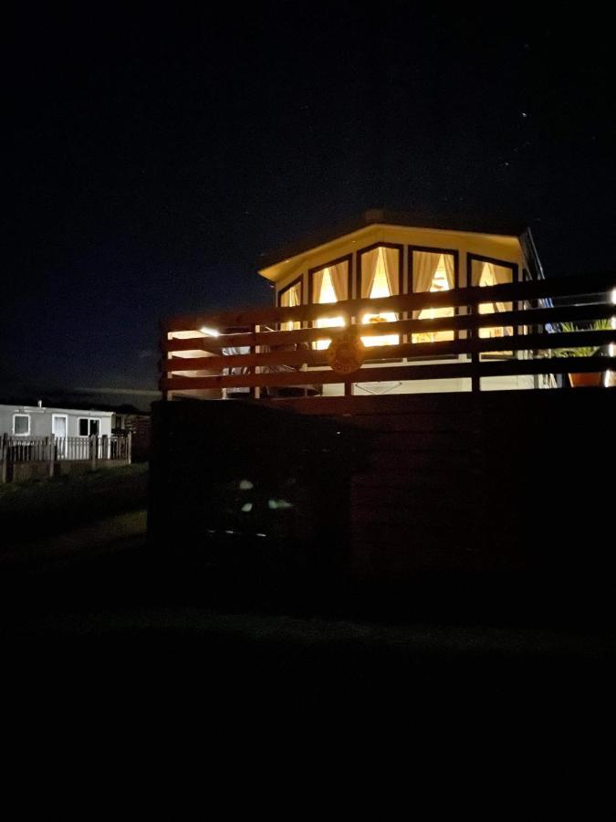 Caravan Rabbit House No 81 At Three Lochs Holiday Park 牛顿斯图尔特 外观 照片