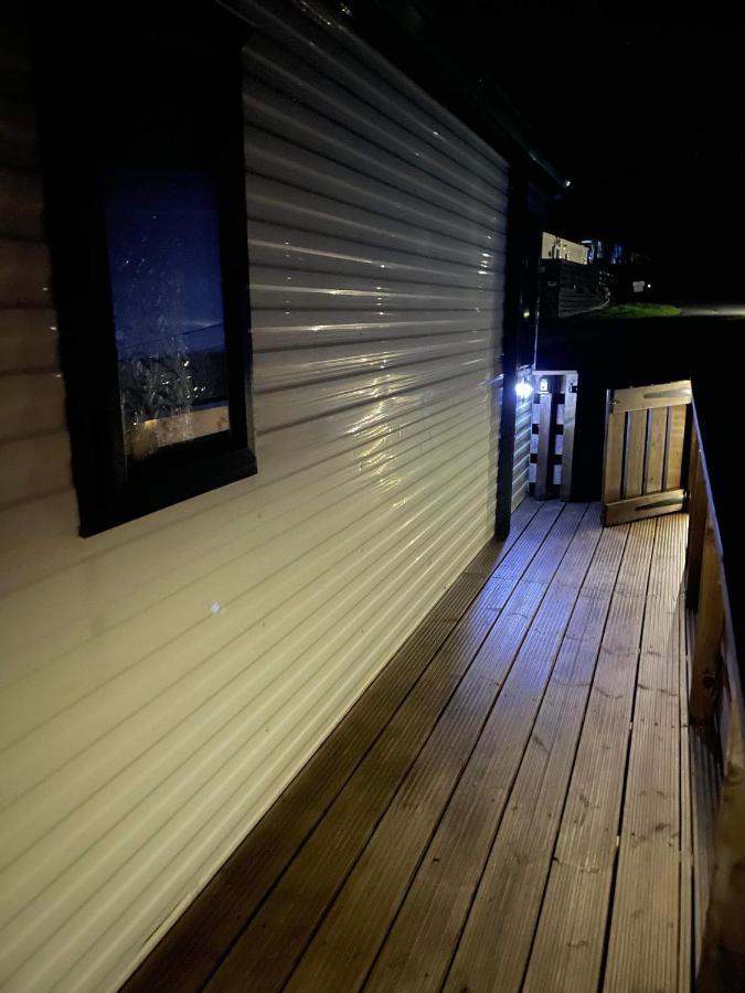 Caravan Rabbit House No 81 At Three Lochs Holiday Park 牛顿斯图尔特 外观 照片